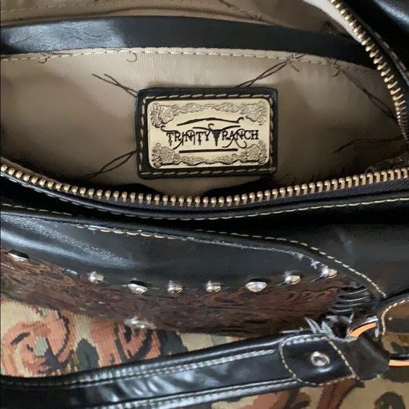 Trinity Ranch Purse - Picture 6 of 8